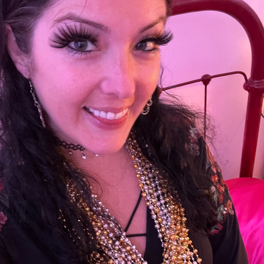 Meet your Posher, Kaila